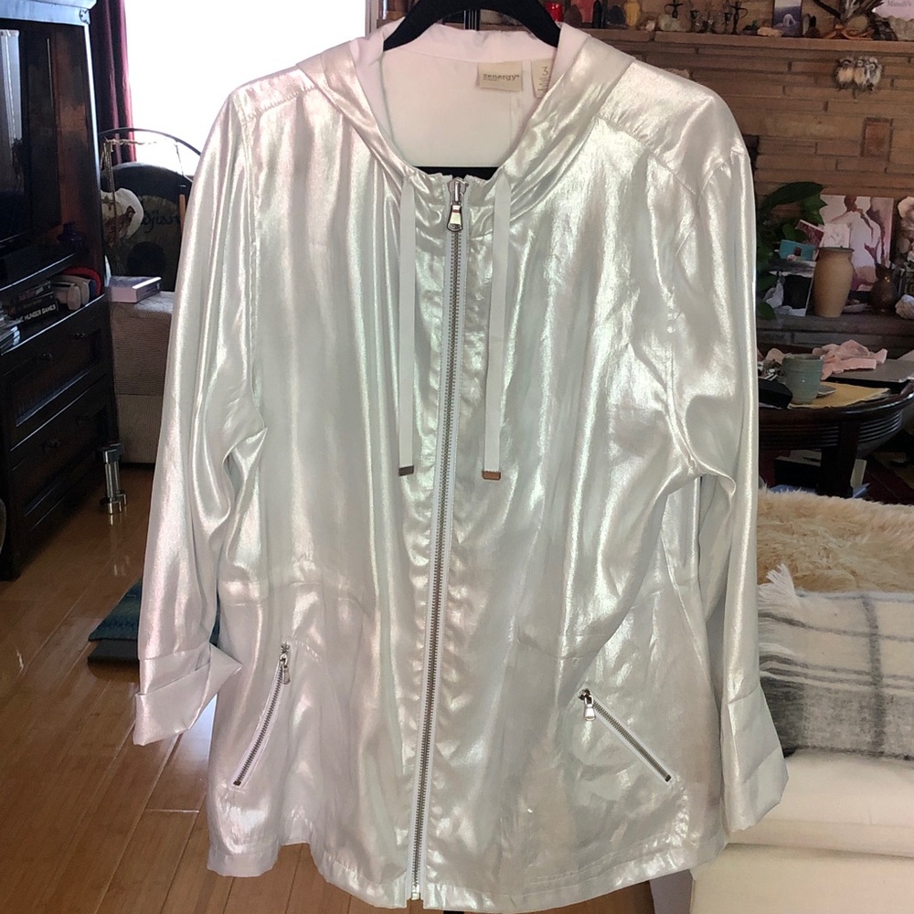 Chico’s Zenergy Silver Hooded Lightweight Jacket - Women's